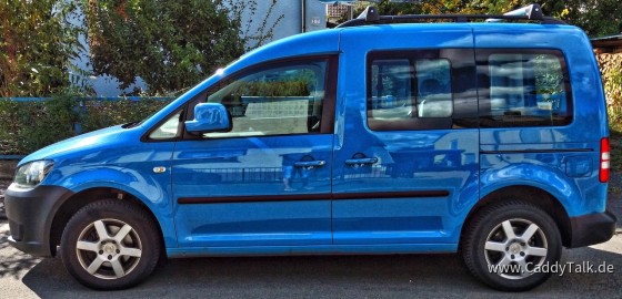 VW Caddy blau