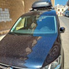 Brandasche auf VW Caddy Lack und Scheiben